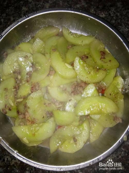 炒着吃的黄色的瓜是什么瓜